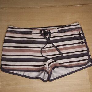 O'Neill Pink White Stripe Shorts 9
